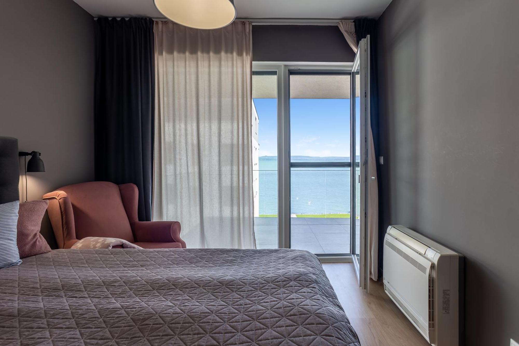 Lake Side Luxury Steps To The Lake Lela - Happy Rentals Balatonlelle Eksteriør bilde