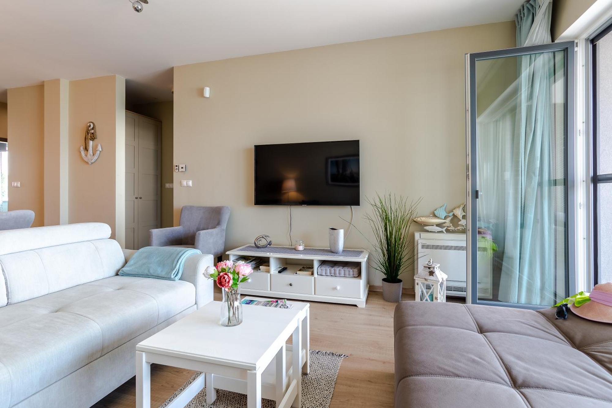 Lake Side Luxury Steps To The Lake Lela - Happy Rentals Balatonlelle Eksteriør bilde